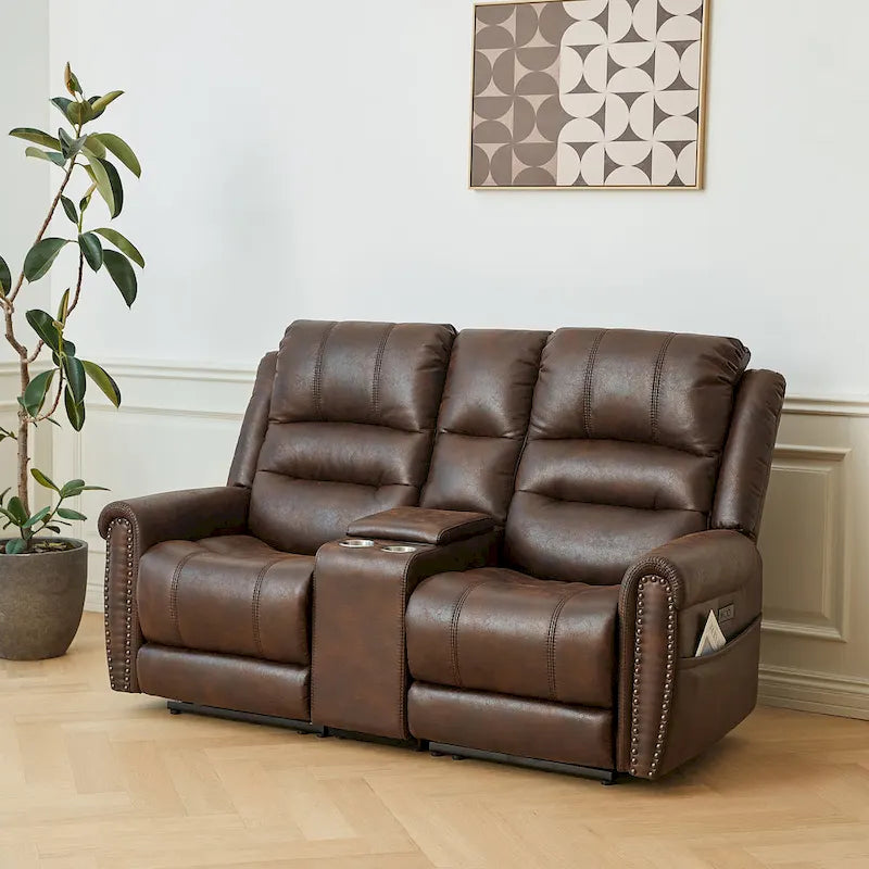 Fauteuil inclinable électrique en similicuir marron avec dossier haut, clous décoratifs et appuie-tête réglable avec port USB