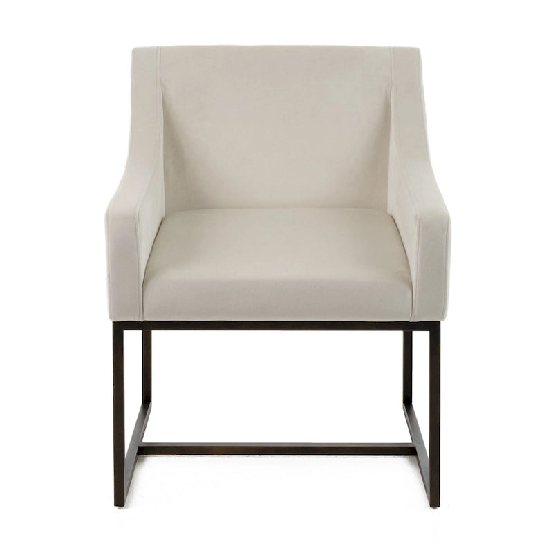 Chaise de salle à manger moderne en velours beige avec pieds en laiton antique