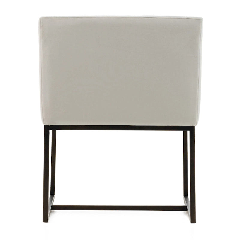 Chaise de salle à manger moderne en velours beige avec pieds en laiton antique
