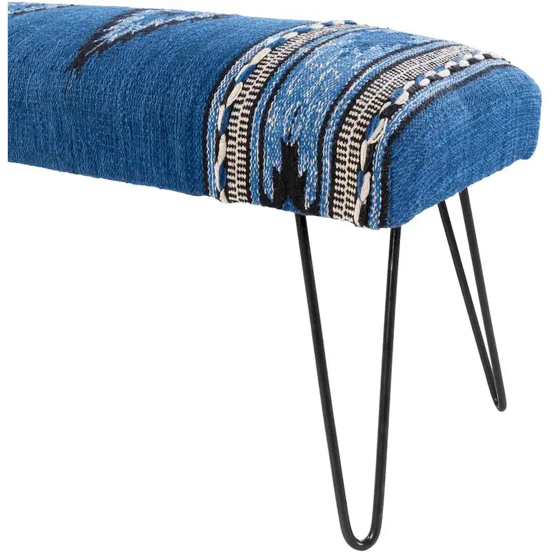 Banc rembourré de style sud-ouest, coton végétalien aztèque crème, pieds en épingle bleus foncés