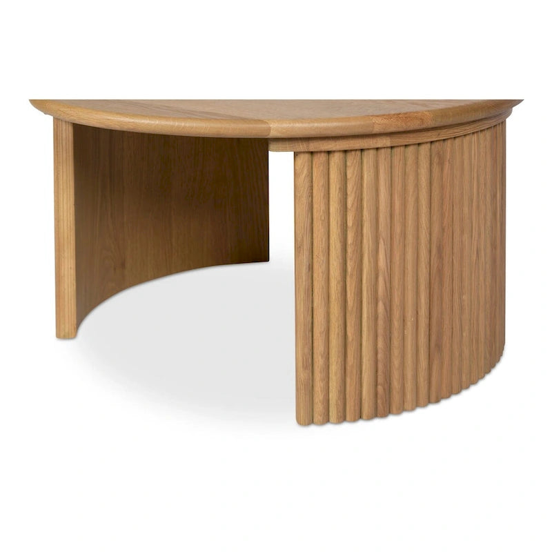 Table basse ronde en chêne massif avec pieds cannelés marron foncé